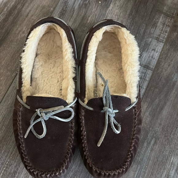 UGG Dakota Brown Suede Slippers Size 8 - Picture 1 of 8